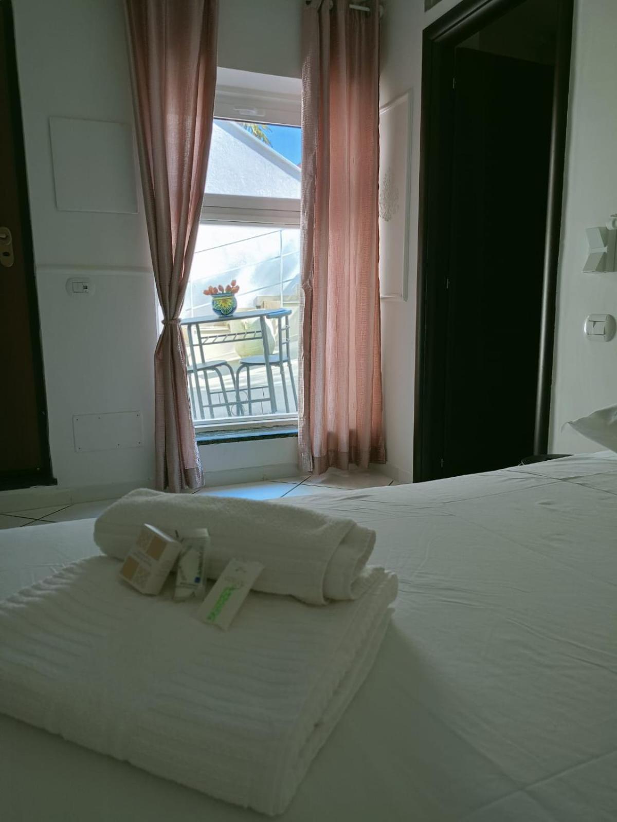 Costa Costa Rooms Sant'Egidio del Monte Albino Exteriér fotografie