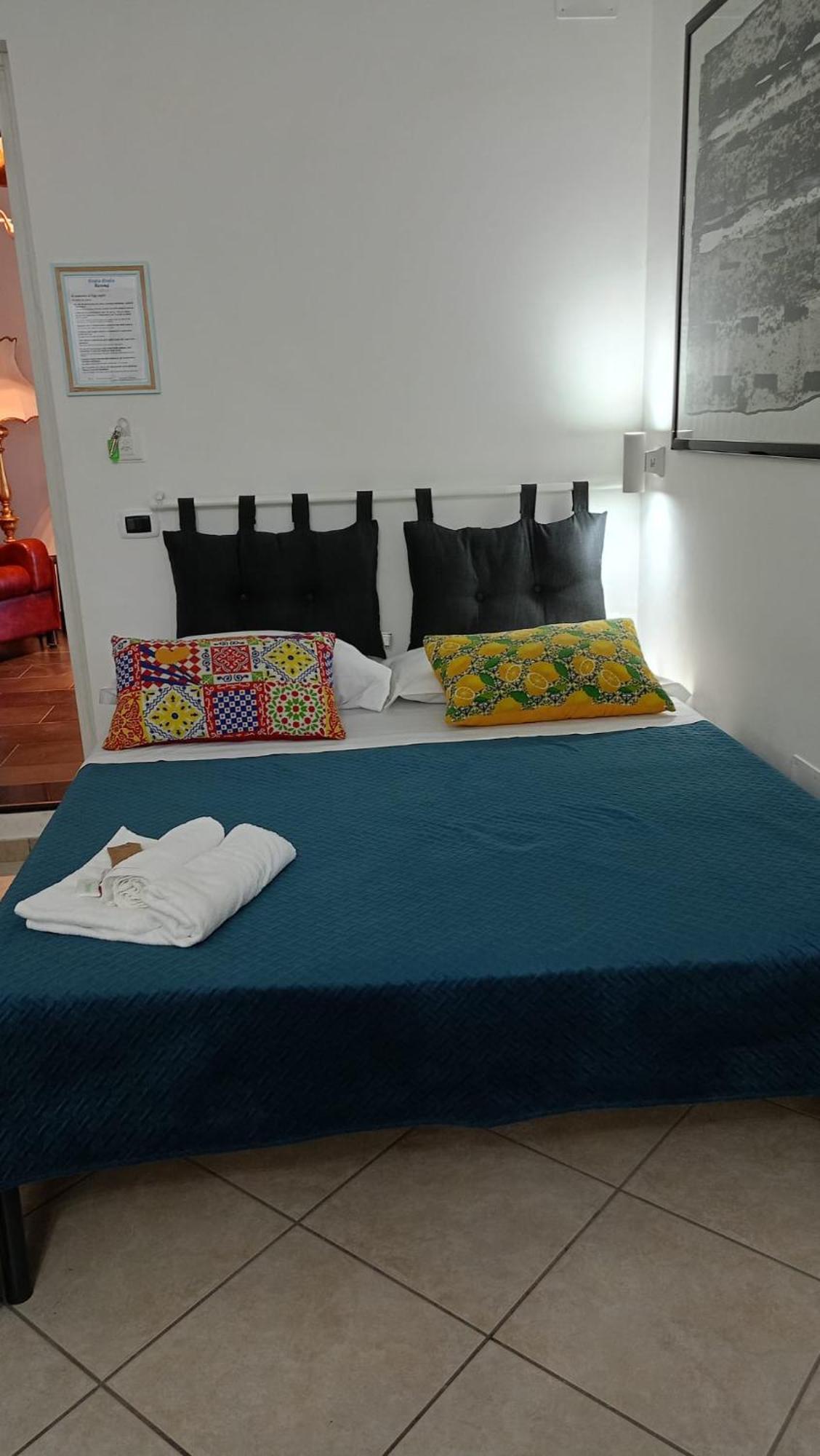Costa Costa Rooms Sant'Egidio del Monte Albino Pokoj fotografie